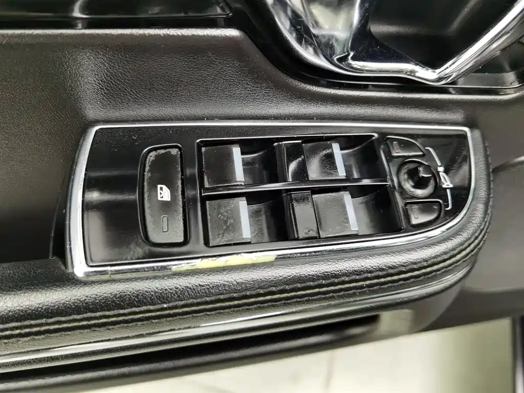 Jaguar XJ 2014 XJL 2.0T 2WD Elegant Business Edition фото 9