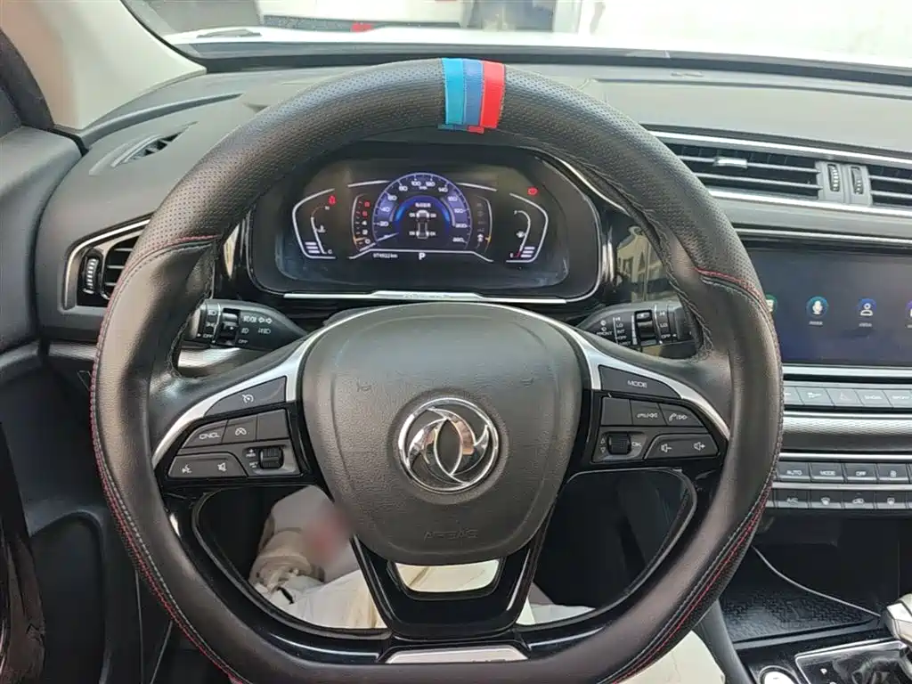 Dongfeng Aeolus Dongfeng Fengshen AX7 2019 2019 1.6T Automatic AI Pioneer (China V)