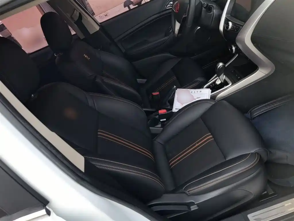 BYD Yuan 2017 1.5L Auto Cool Connect фото 25