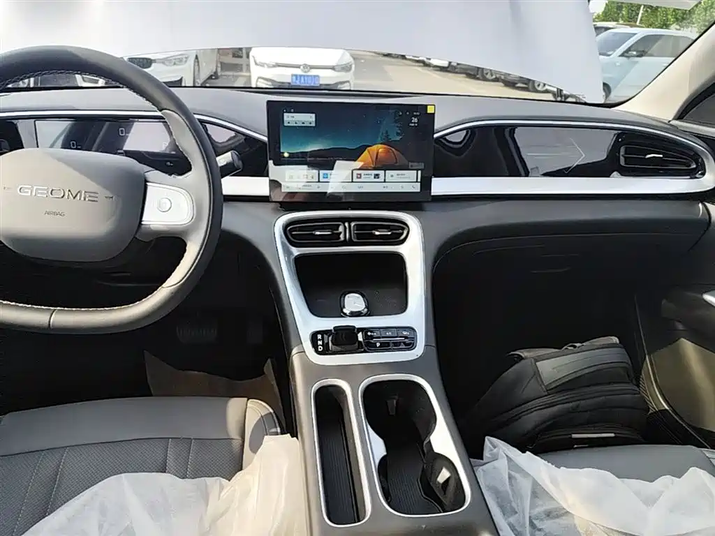 Geely Galaxy Starry Wish 2026 Edition 310km Youth Version фото 13
