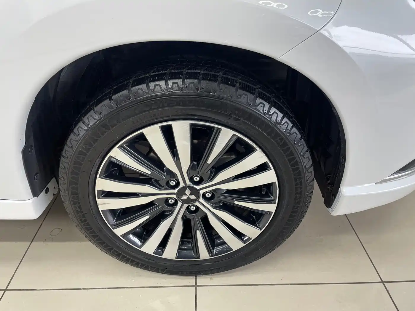 Mitsubishi Outlander 2021 2.0L 2WD Smooth Ride Version 5-Seater фото 16