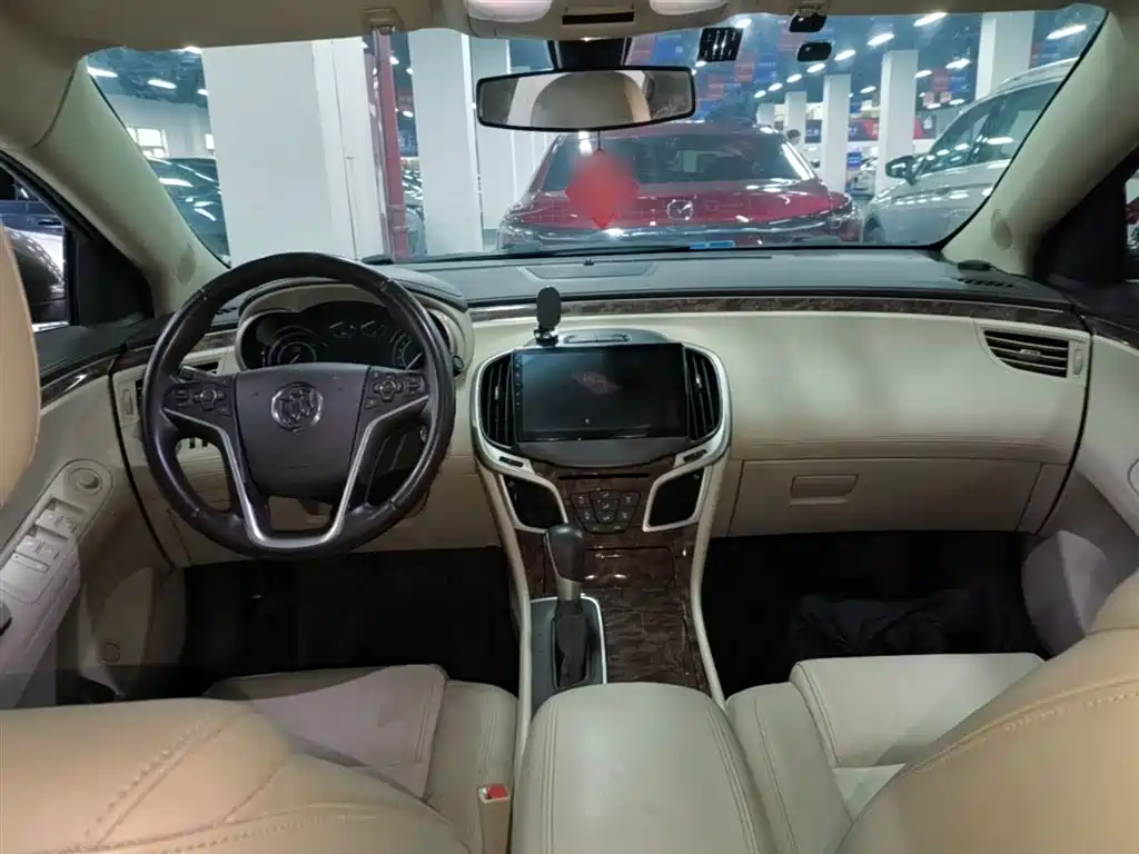 Buick LaCrosse 2013 2.4L SIDI Leading Comfort фото 10