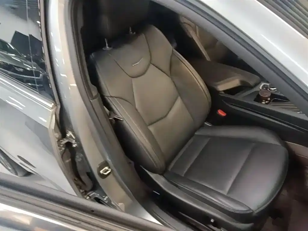 Cadillac CT5 2023 28T Luxury Style (Standard Edition) фото 25
