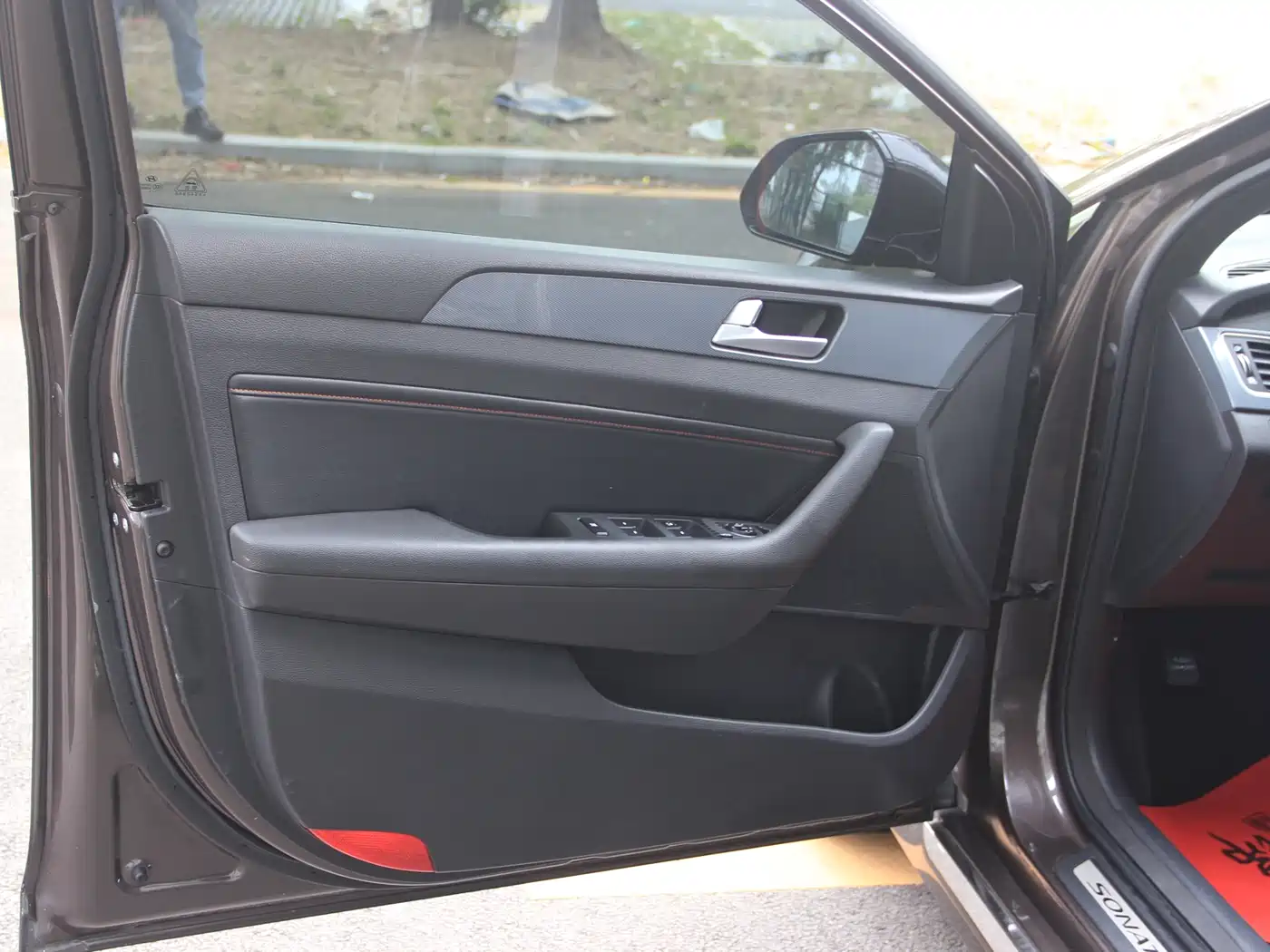 Hyundai Sonata 2015 1.6T GLS Smart фото 13