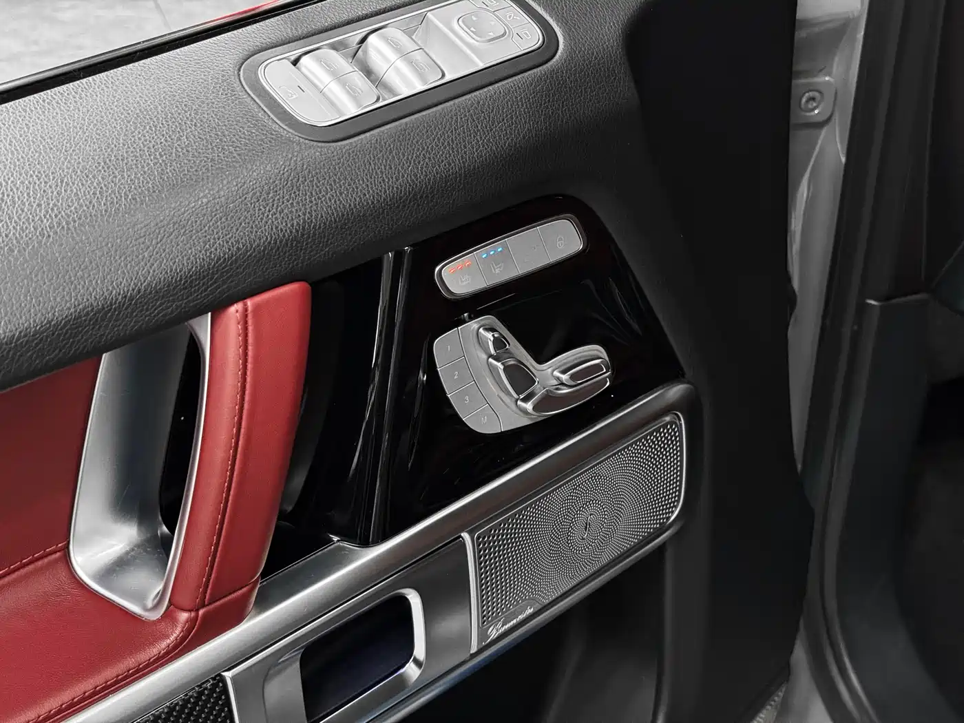 Mercedes-Benz G-Class 2023 G 500 фото 14
