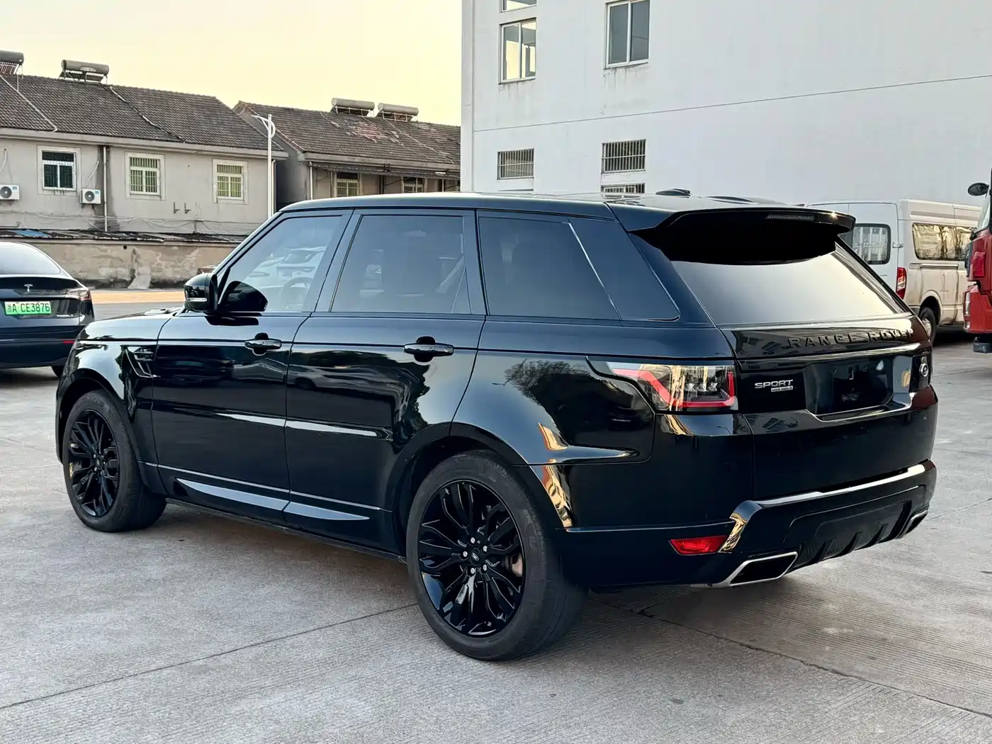 Land Rover Range Rover Sport 2015 3.0 SDV6 HSE фото 7