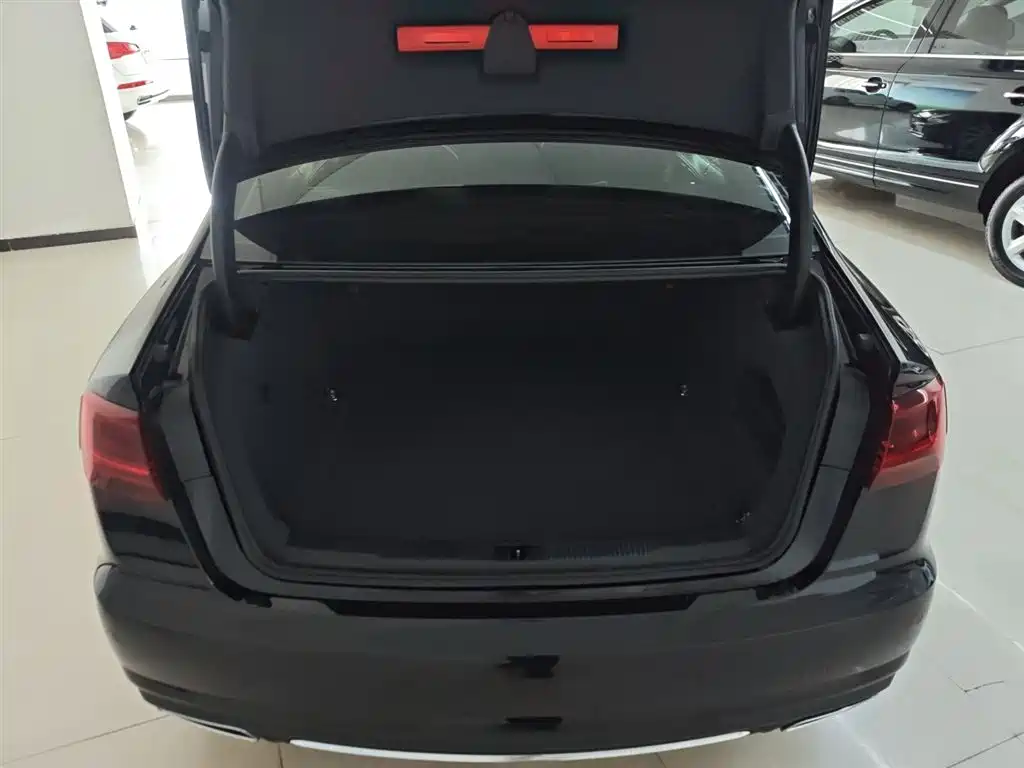 Audi A6L 2018 30th Anniversary 30 FSI Style фото 13