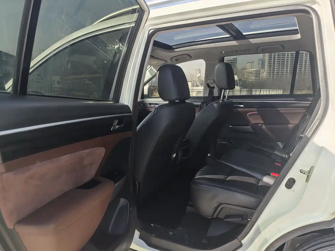 GAC Trumpchi Trumpchi GS8 2017 320T AWD Luxury Smart Connect (7-Seater) фото 6