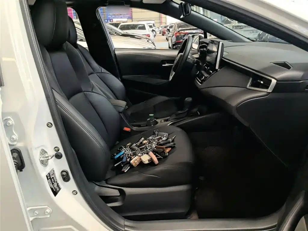 Toyota Levin 2021 185T CVT Luxury Edition фото 25