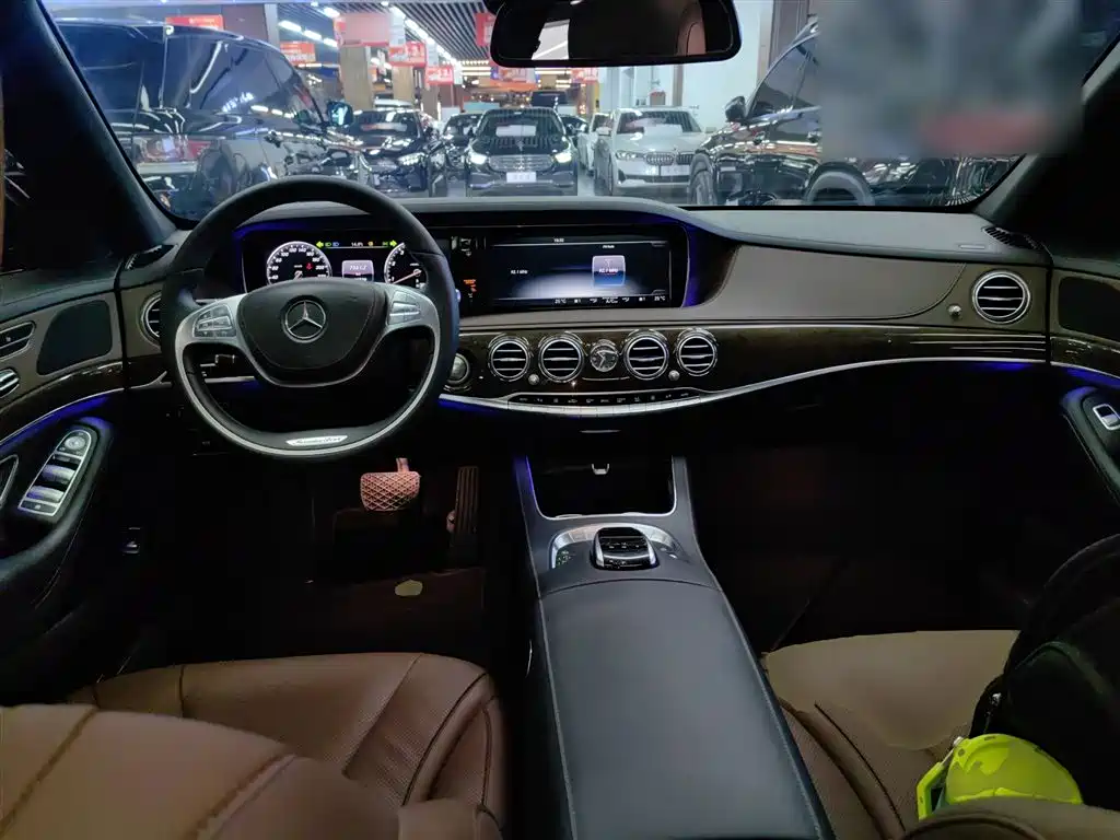 Mercedes-Benz S-Class 2016 S 320 L Business Edition фото 12