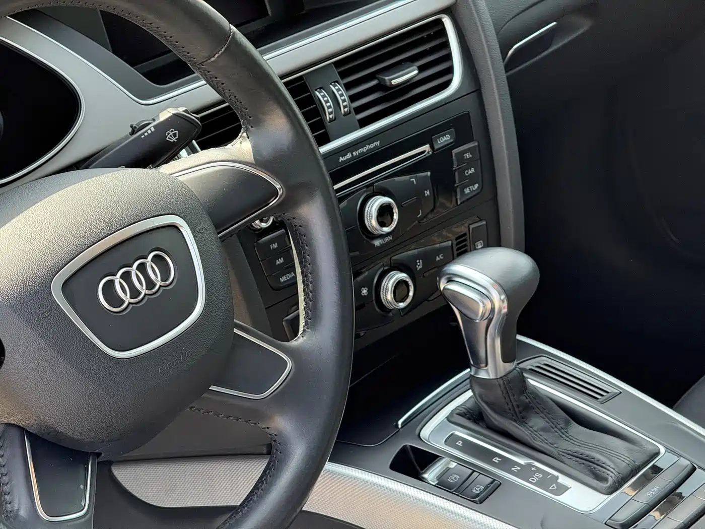 Audi A4L 2016 30 TFSI Collector's Edition Automatic Comfort фото 13