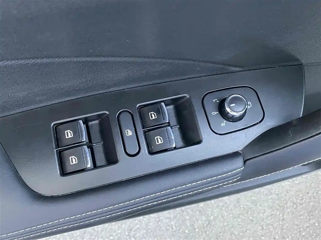 Haval H7 2018 Blue Label H7 2.0T Automatic Smart Edition фото 15