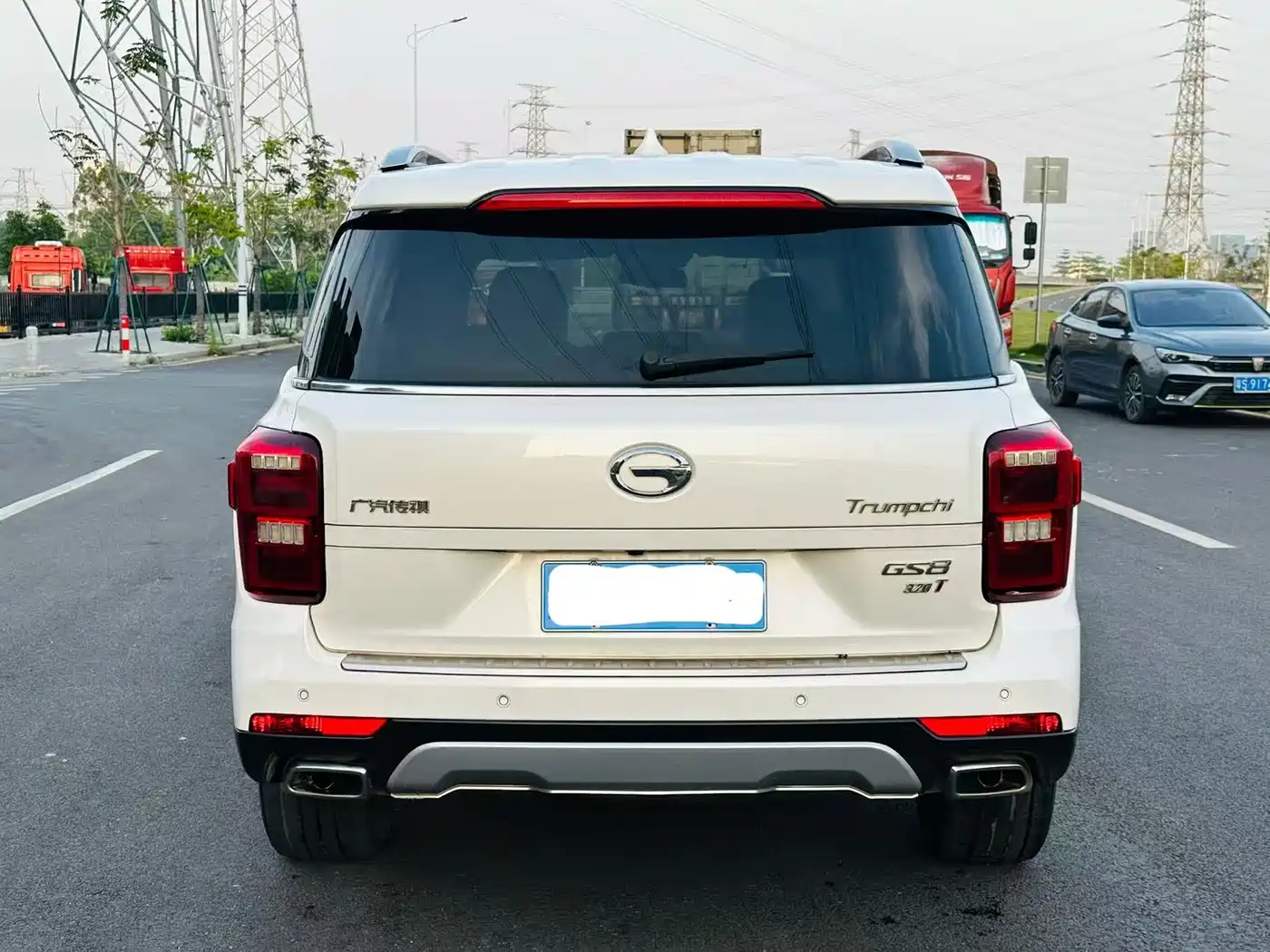 GAC Trumpchi Trumpchi GS8 2017 320T 2WD Luxury Smart Connect (7-seater) фото 4