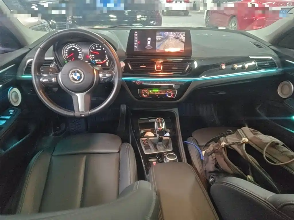 BMW 1-SERIES