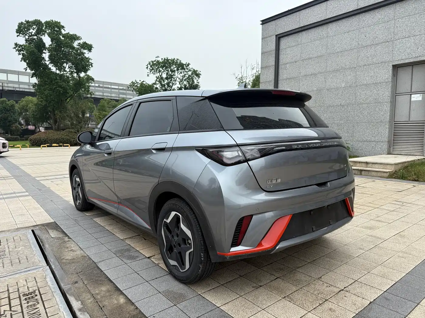 BYD Dolphin 2021 Model 405km Fashion Edition фото 13