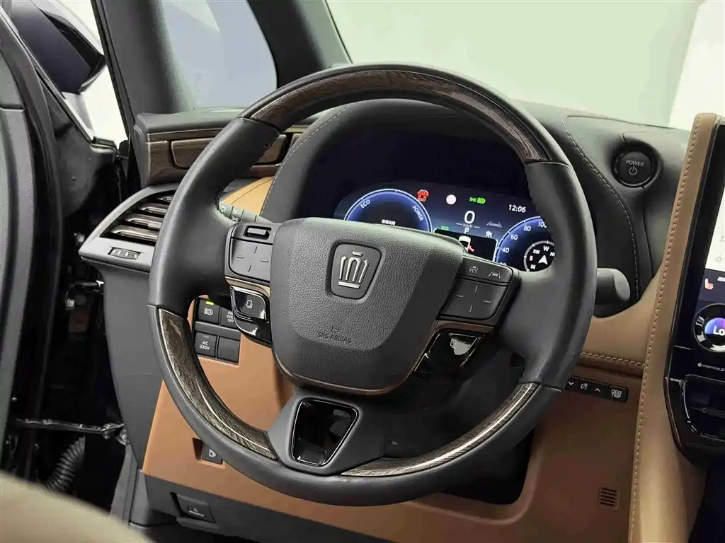 Toyota Vellfire 2024 Crown Hybrid 2.5L Executive Premium Edition фото 15