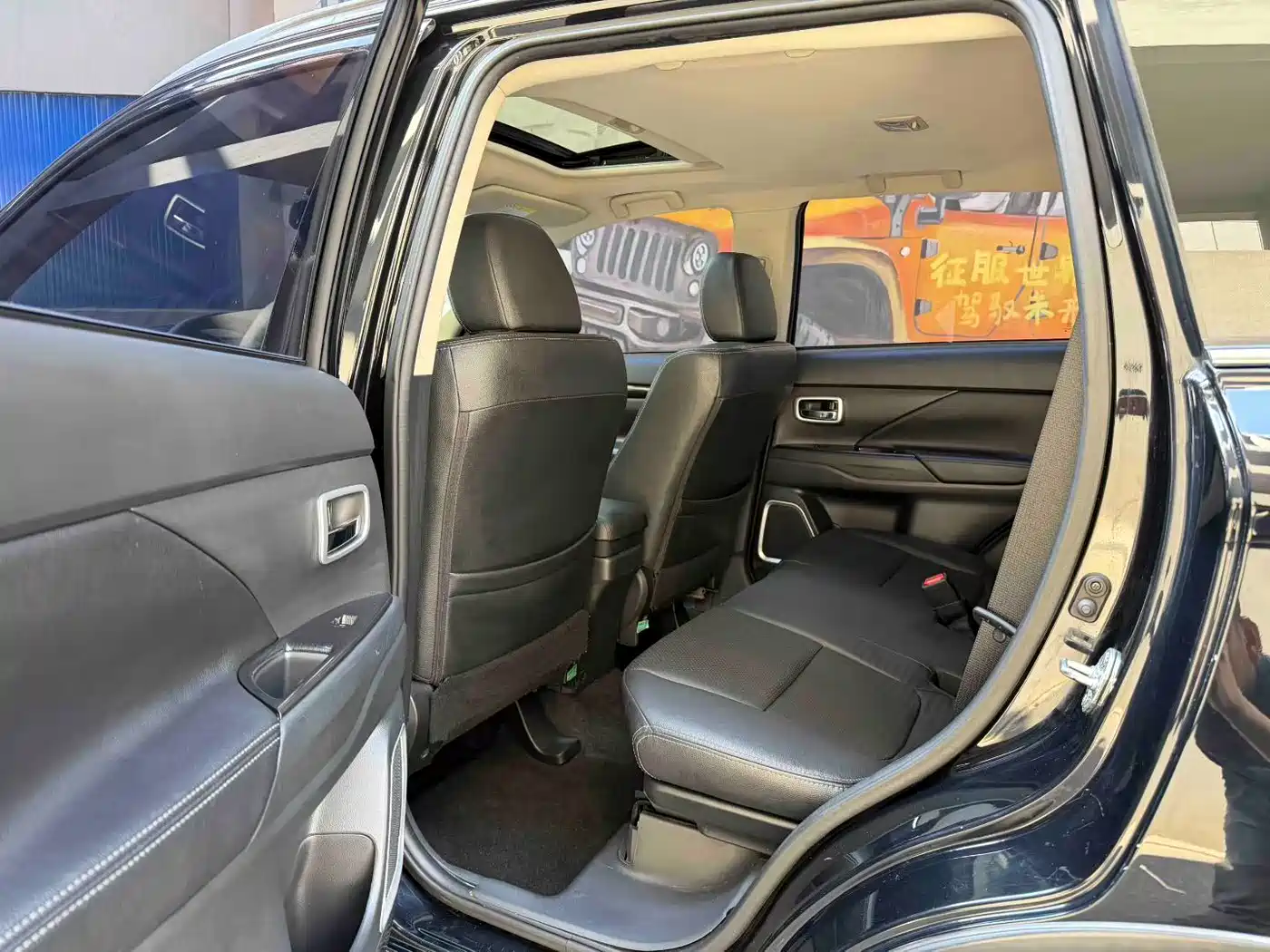 Mitsubishi Outlander 2018 2.4L 4WD Elite Edition 5-seater фото 8