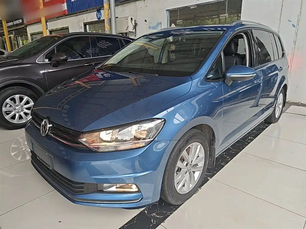 Volkswagen Touran 2018 Touran L 280TSI DSG Comfort 7-seater China V фото 2