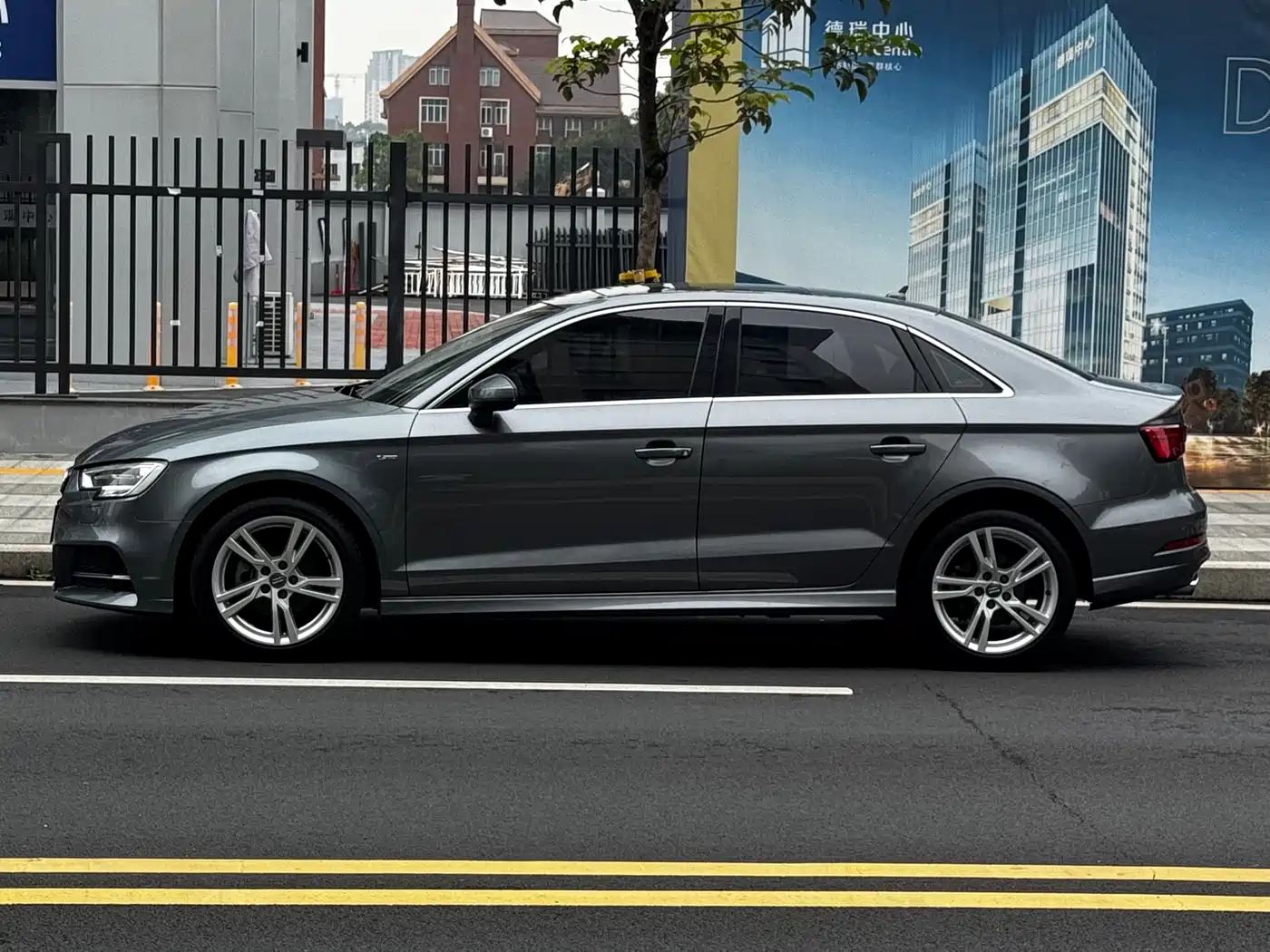 Audi A3 2018 30th Anniversary Limousine 35 TFSI Fashion фото 15