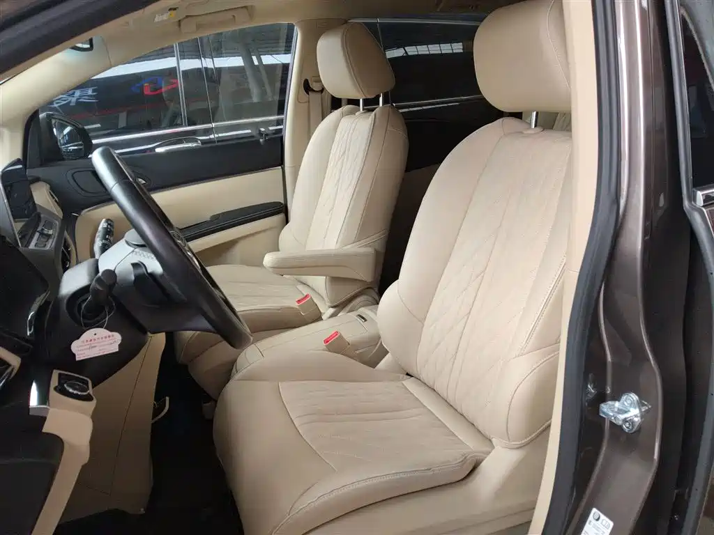 Buick GL8 2023 Land Business Class 652T Luxury фото 7