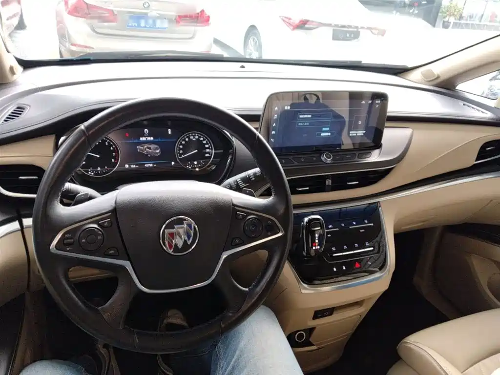 Buick GL8 2023 Land Business Class 652T Luxury фото 12