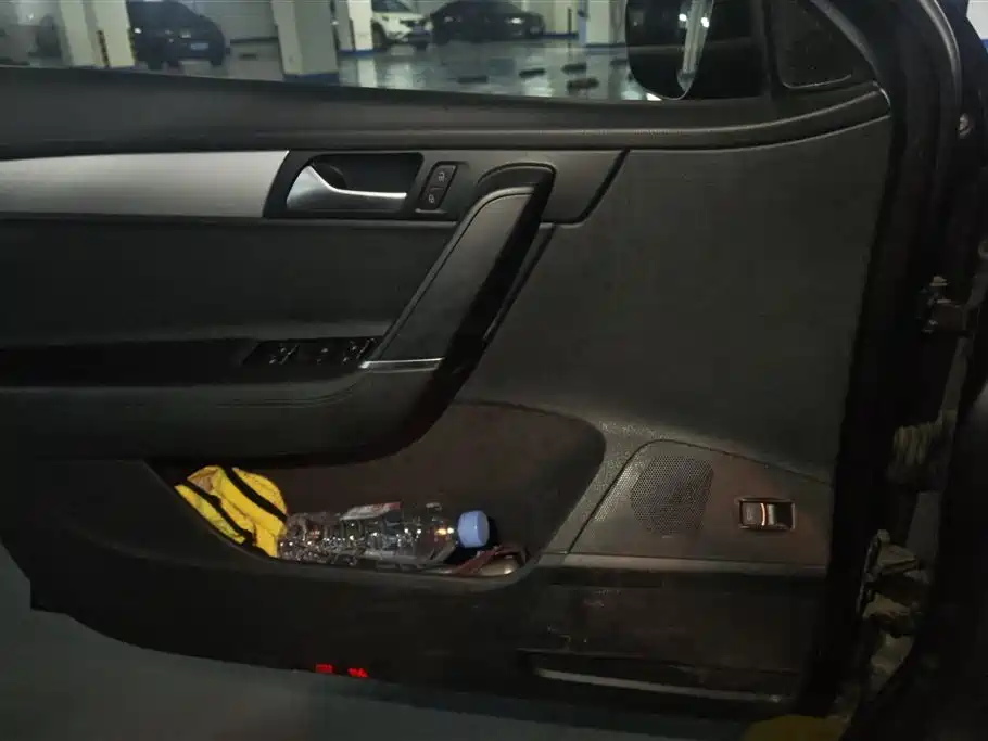 Volkswagen Magotan 2016 1.8TSI Smart Comfort фото 7
