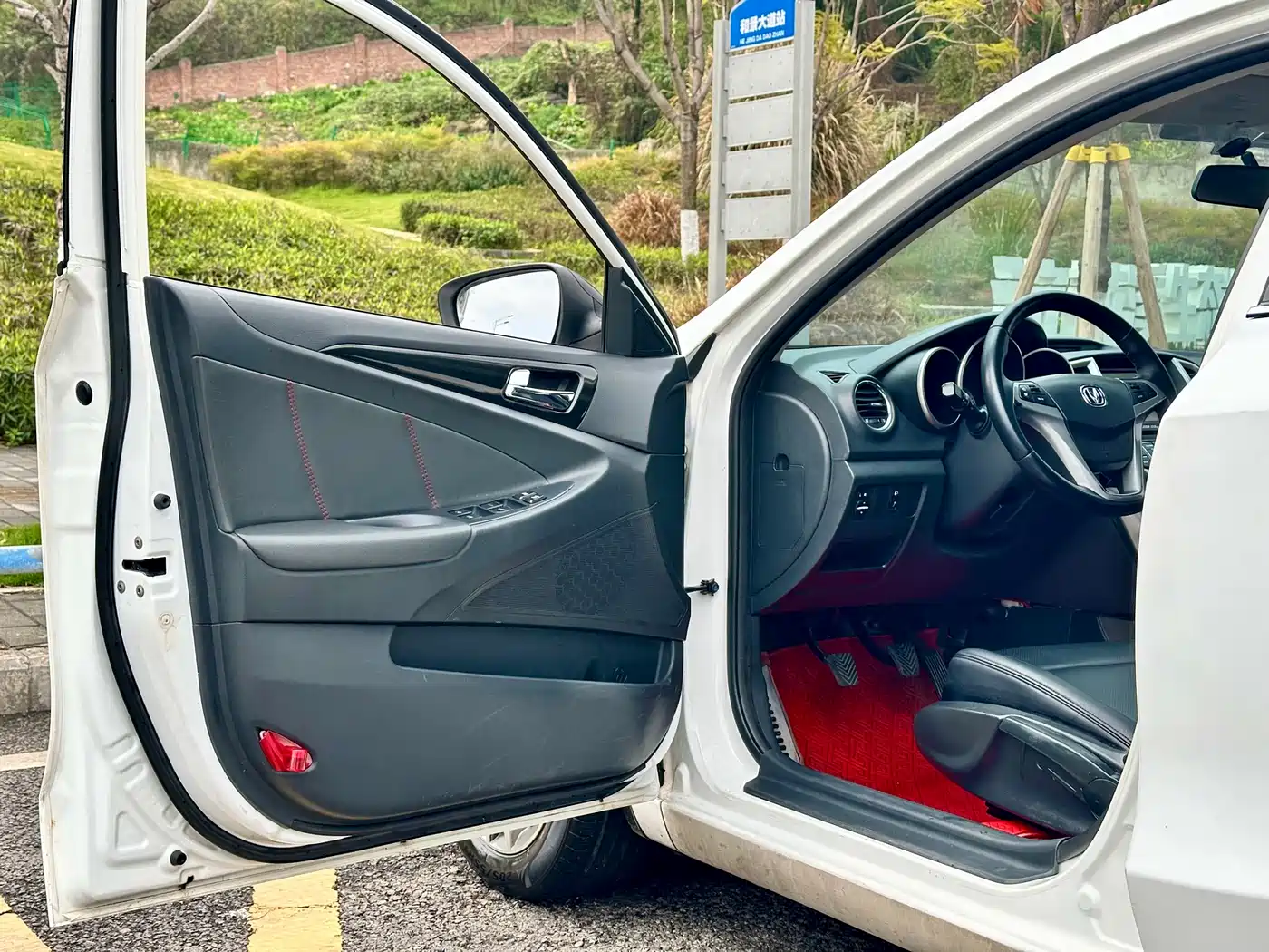 Changan Eado XT 2015 2015 1.6L Manual Zhiku Version China V