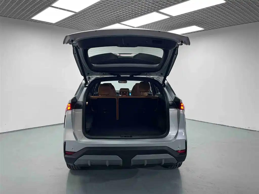 GEELY GALAXY GALAXY L7