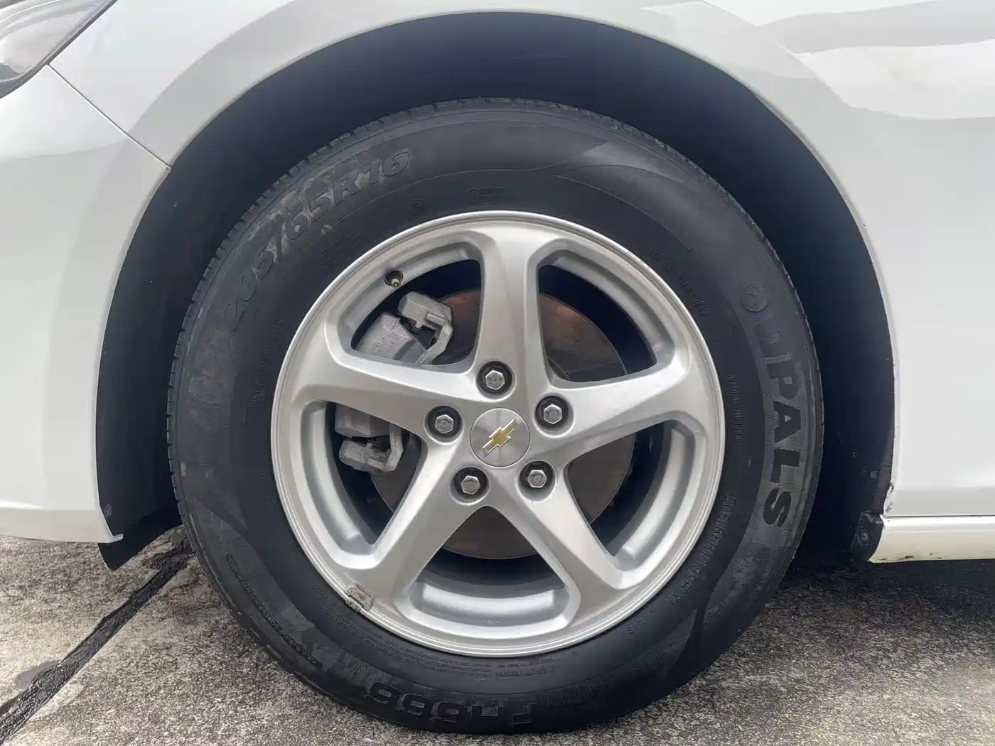 Chevrolet Malibu XL 2017 1.5T Auto Enjoyment Edition фото 25