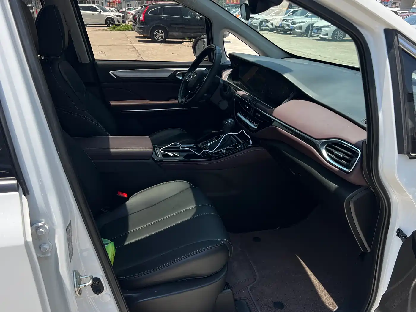 GAC Trumpchi Trumpchi M6 2023 PRO 270T DCT Luxury Edition фото 19