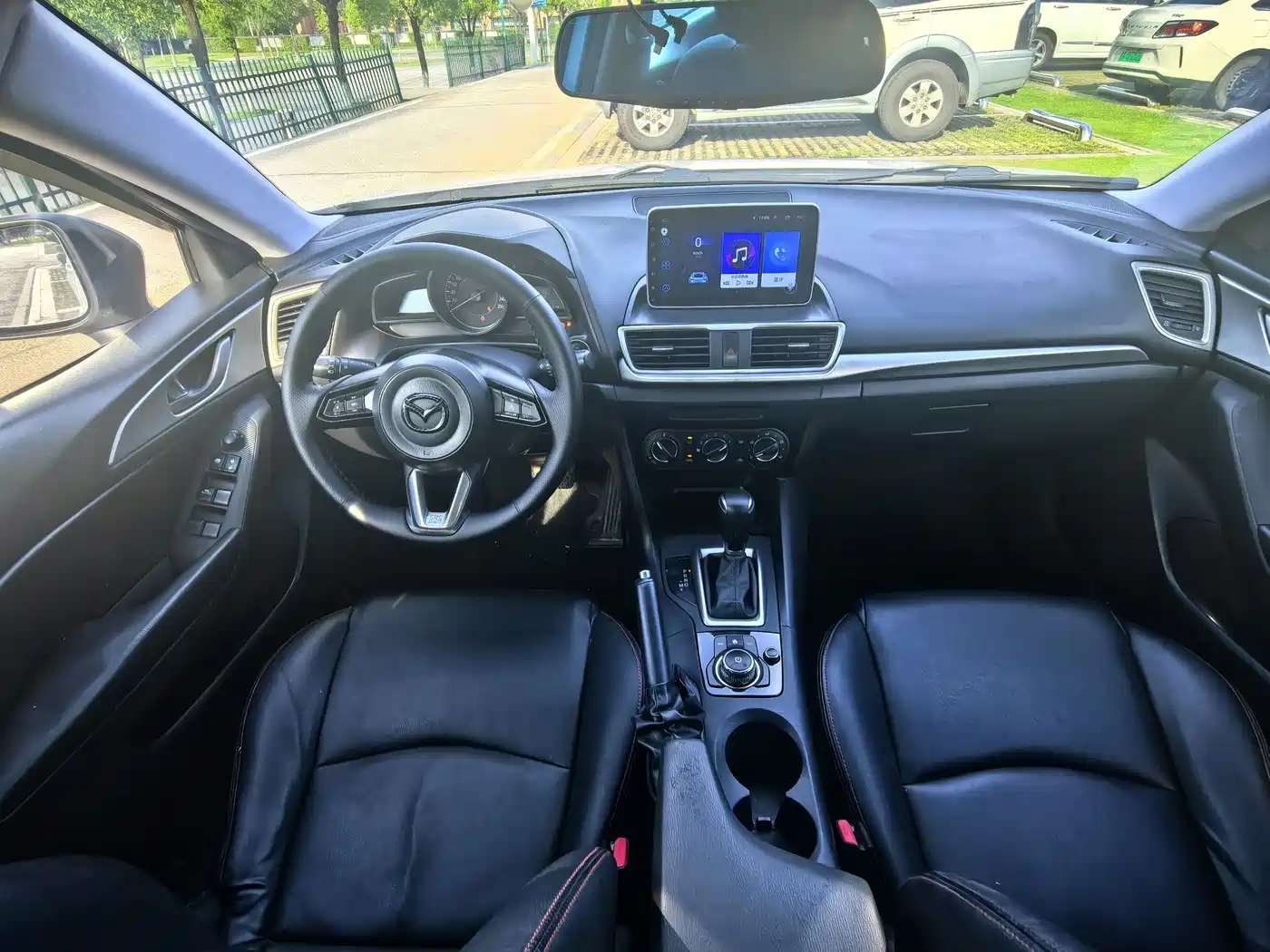 Photo 13 - Mazda Mazda 3