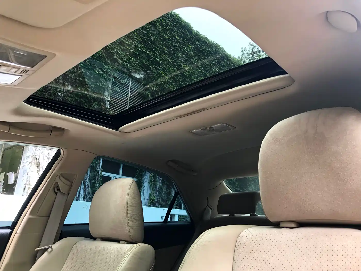 Toyota Reiz 2010 3.0V Style Flagship Navigation Edition фото 12
