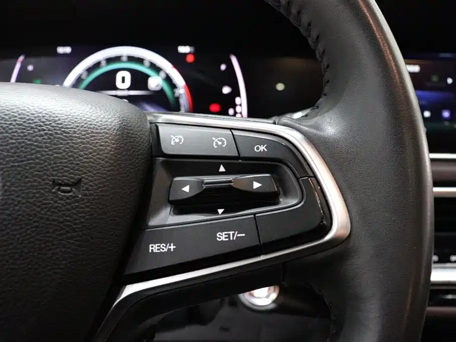 GAC Trumpchi Trumpchi M6 2023 PRO 270T DCT Luxury Edition фото 16