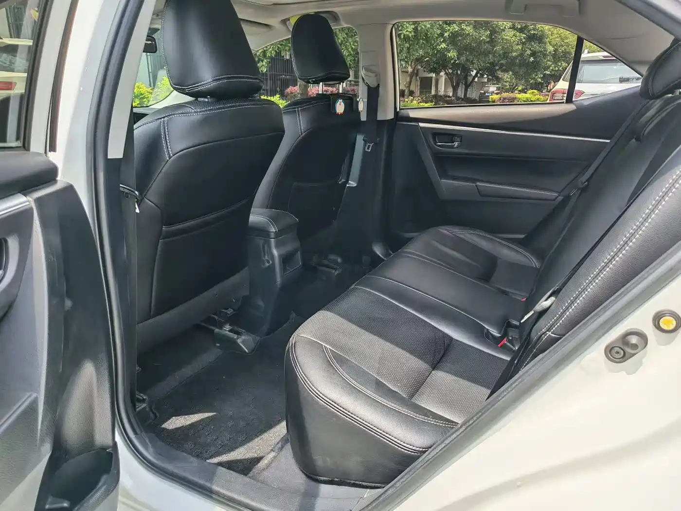 Toyota Corolla 2017 Facelift 1.2T S-CVT GL-i фото 6