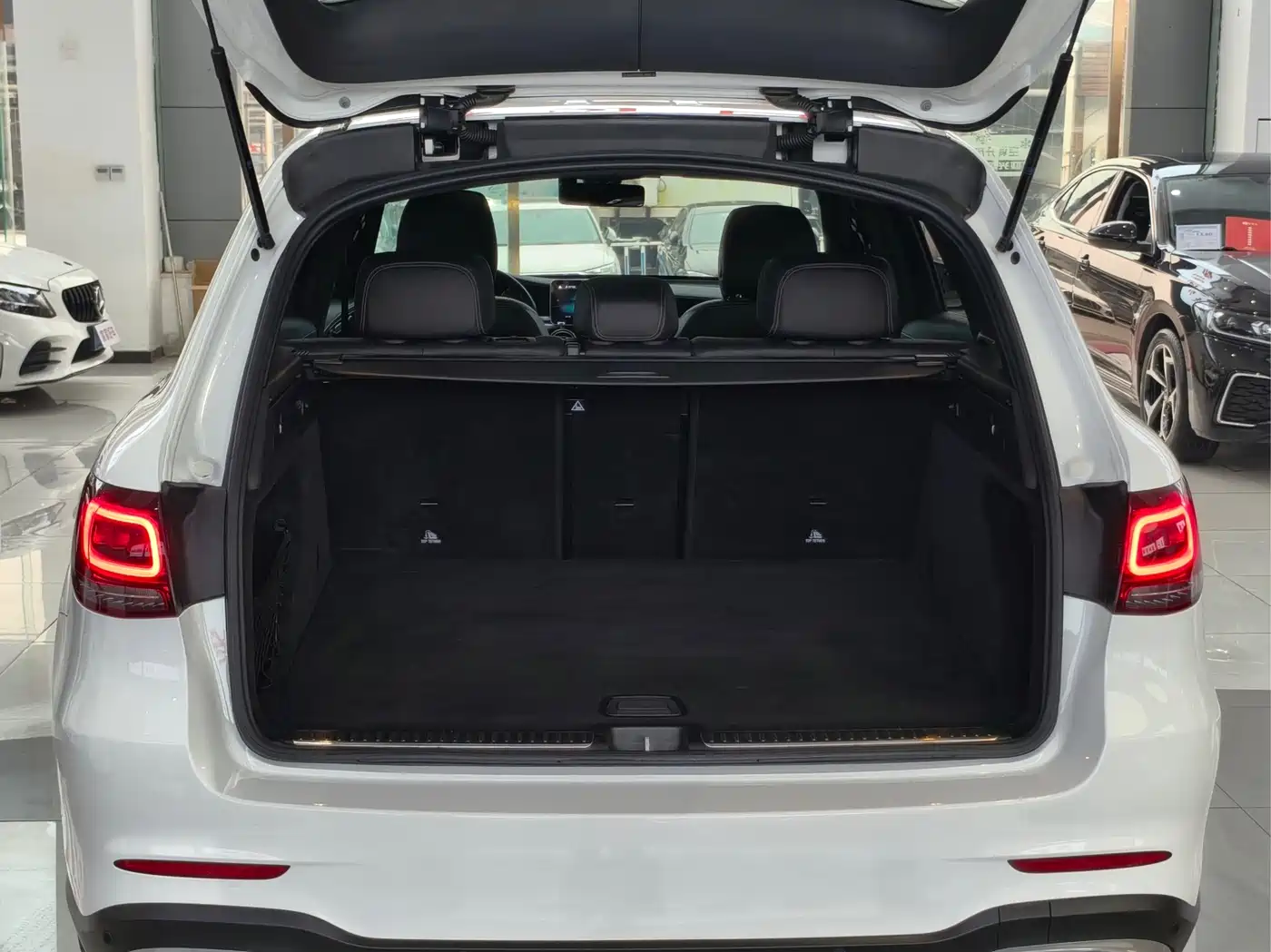 Mercedes-Benz GLC 2021 GLC 260 L 4MATIC Luxury фото 18