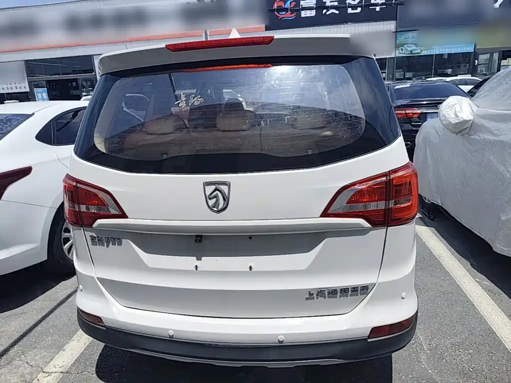 Фото 6 - Baojun 730
