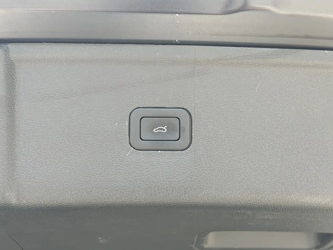 Hongqi HS5 2019 2.0T Smart Connect Enjoy Edition фото 10
