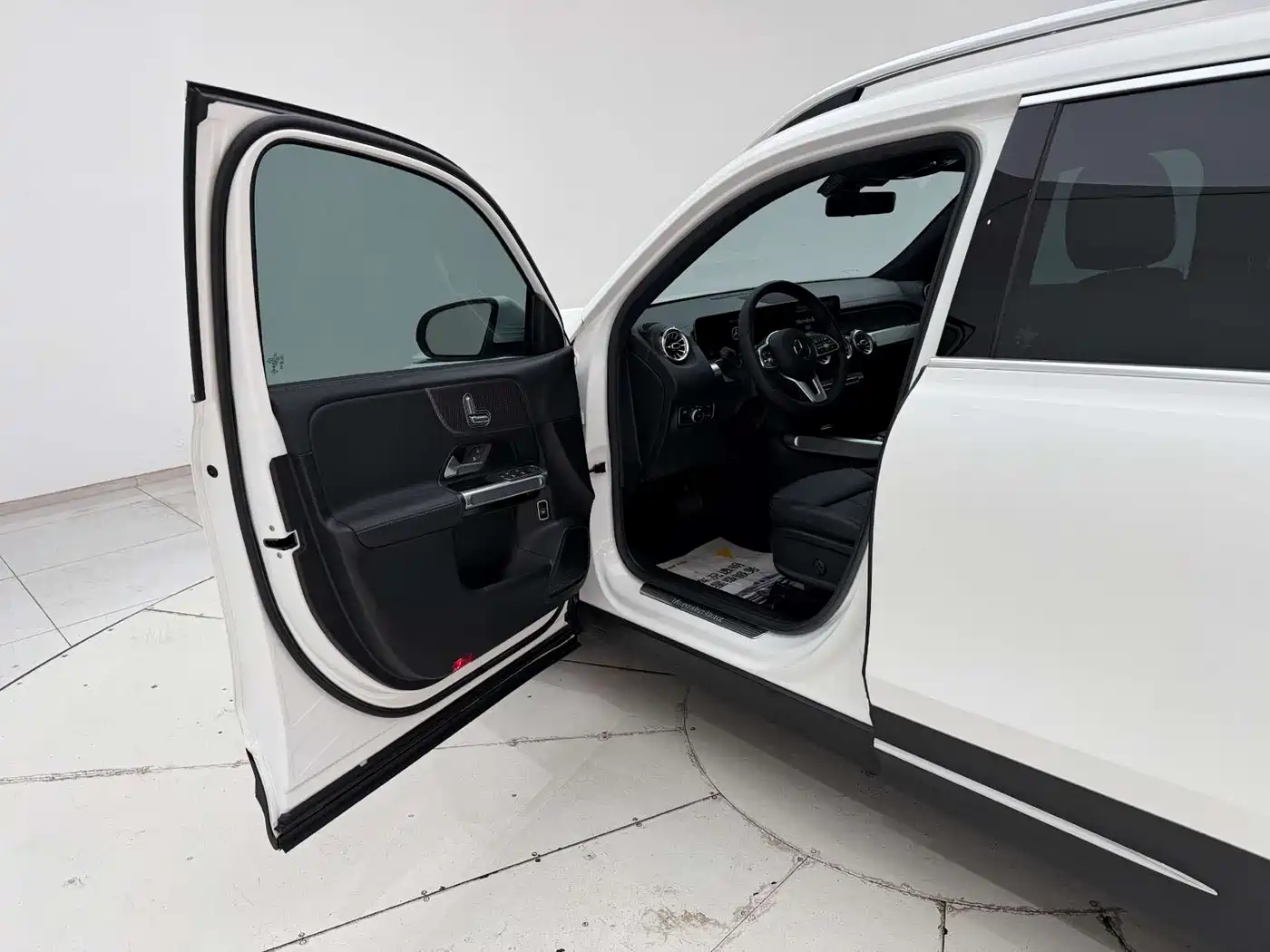 Mercedes-Benz GLB 2020 Facelift GLB 200 Dynamic фото 11