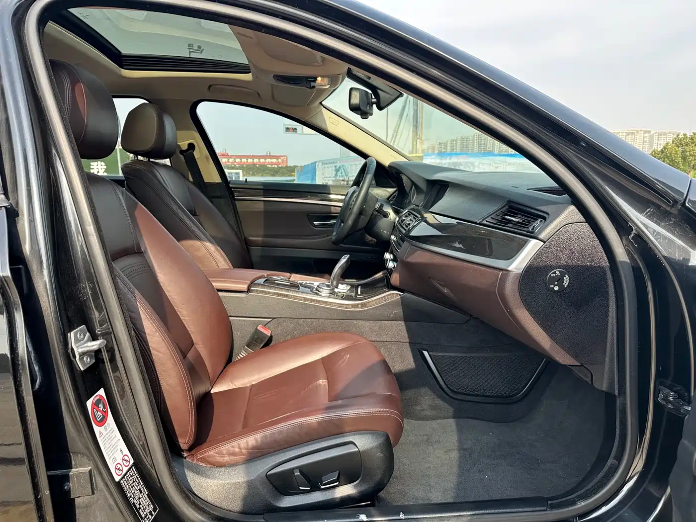 BMW 5 Series 2014 525Li Luxury Design Package фото 11