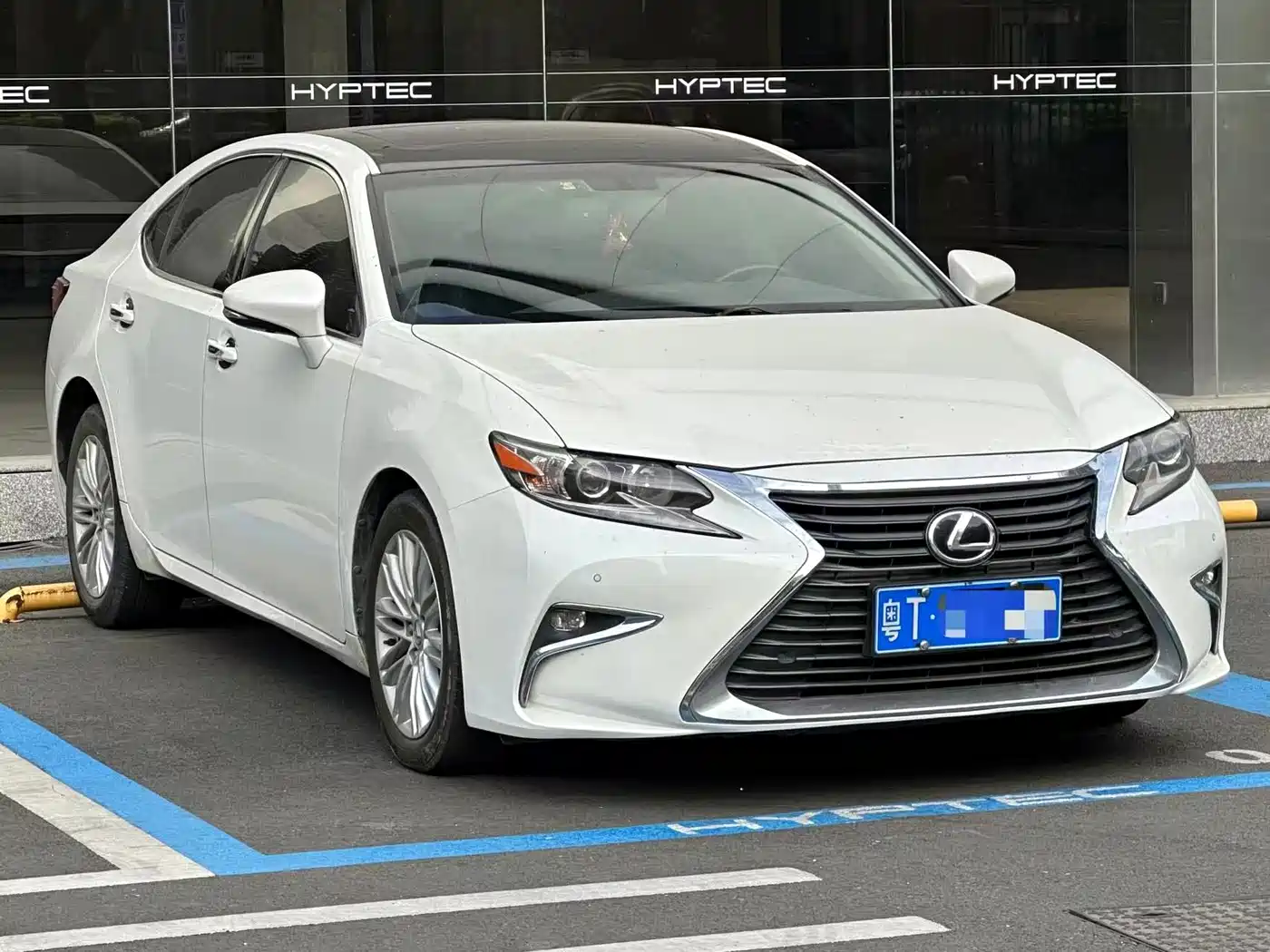 Lexus ES 2015 200 Elite Edition фото 5
