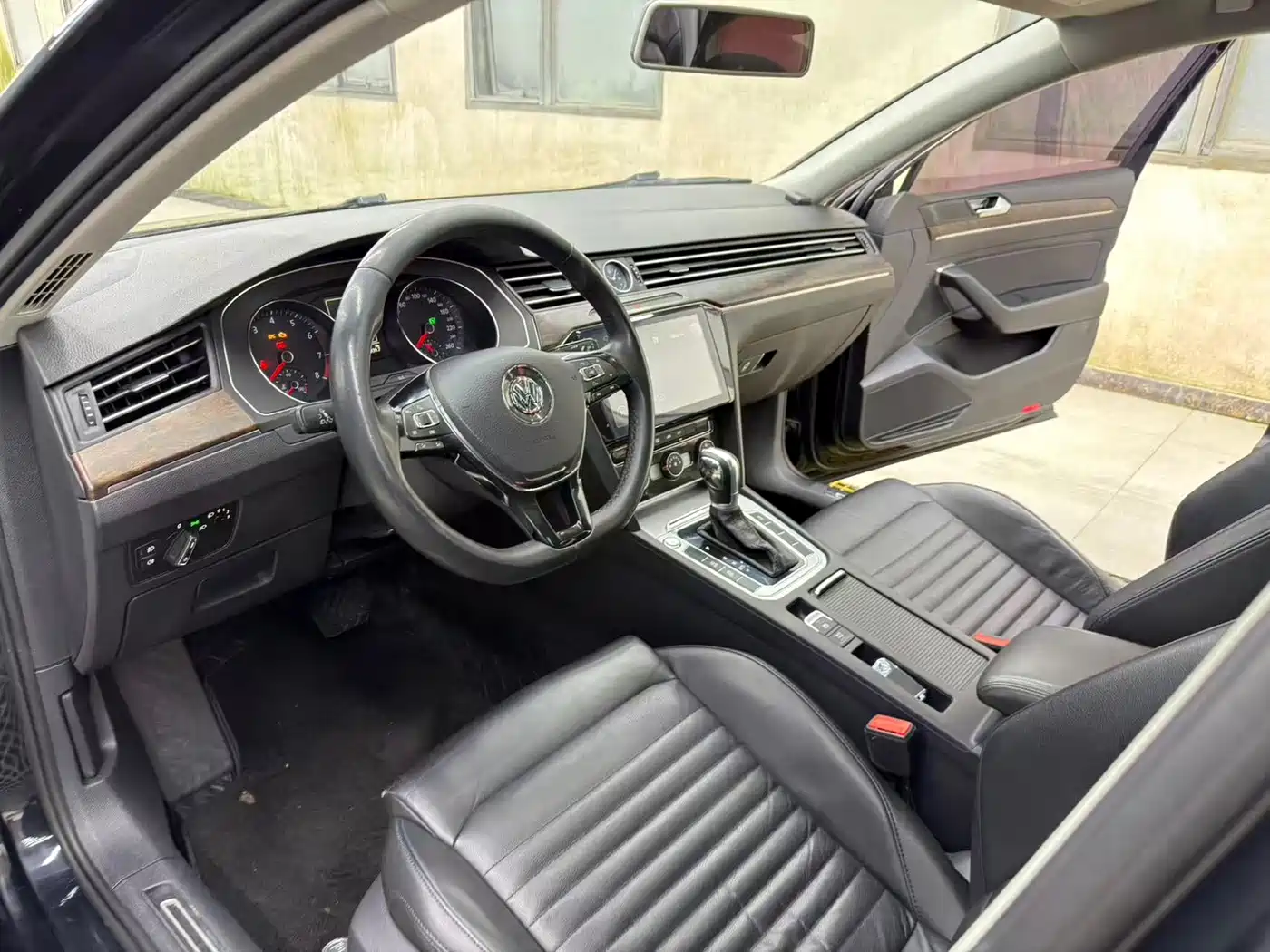 Volkswagen Magotan 2017 280TSI DSG Comfort фото 7