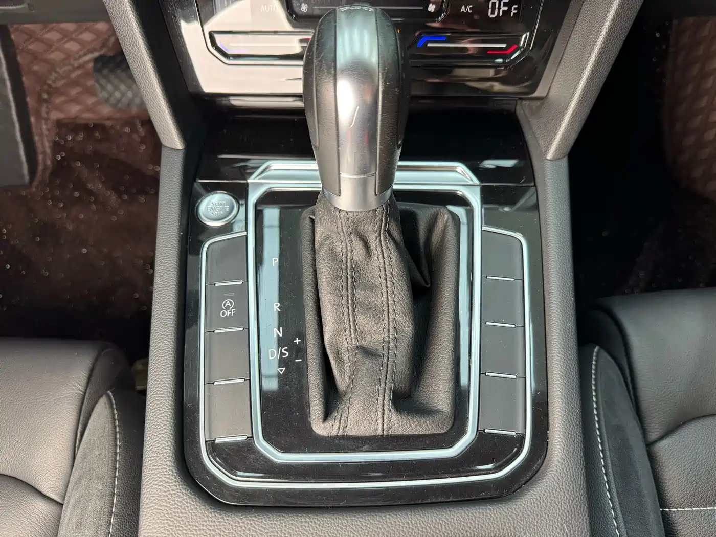 Volkswagen Magotan 2020 280TSI DSG Leading фото 26