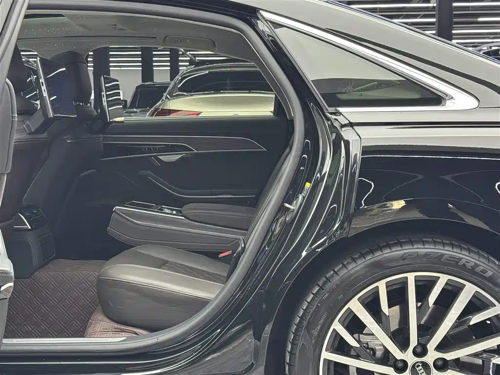 Audi A8 2023 A8L 55 TFSI quattro Flagship фото 7