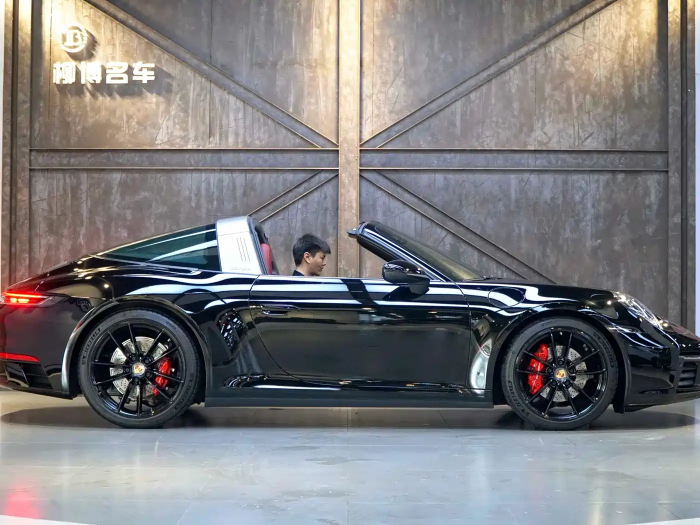 Porsche 911 2023 Targa 4 3.0T фото 18