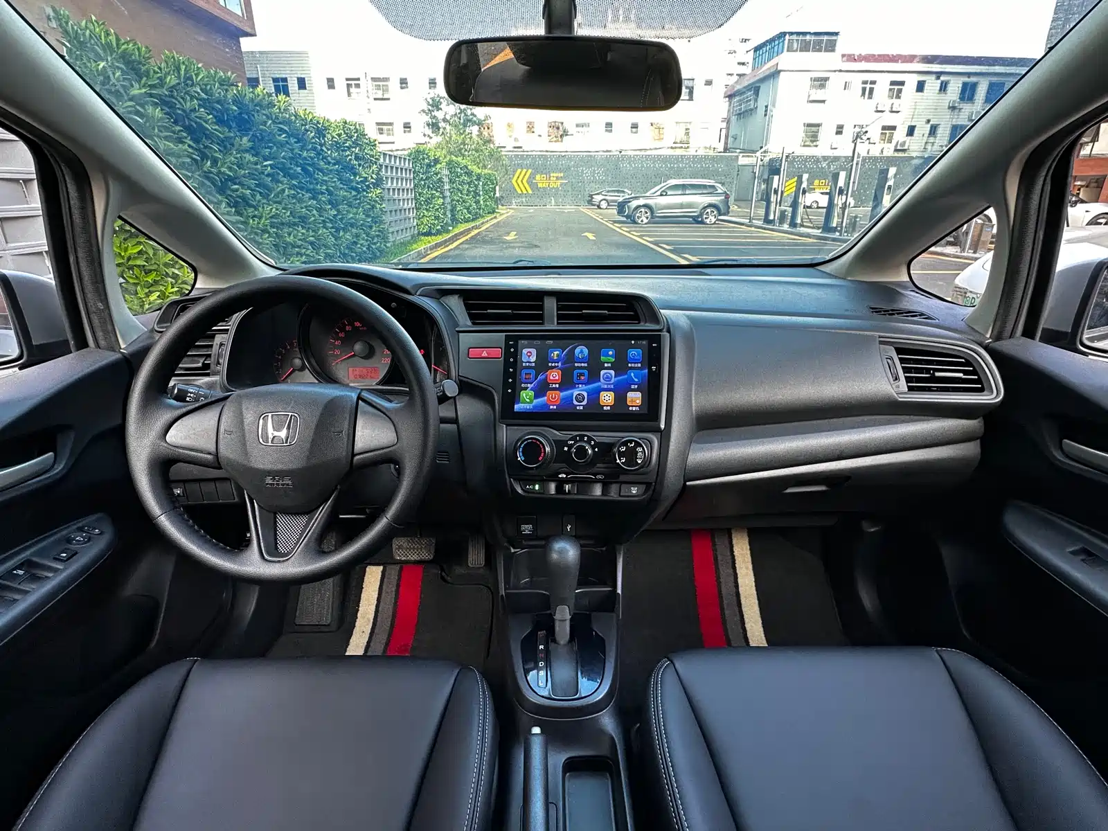 Фото 15 - Honda Fit