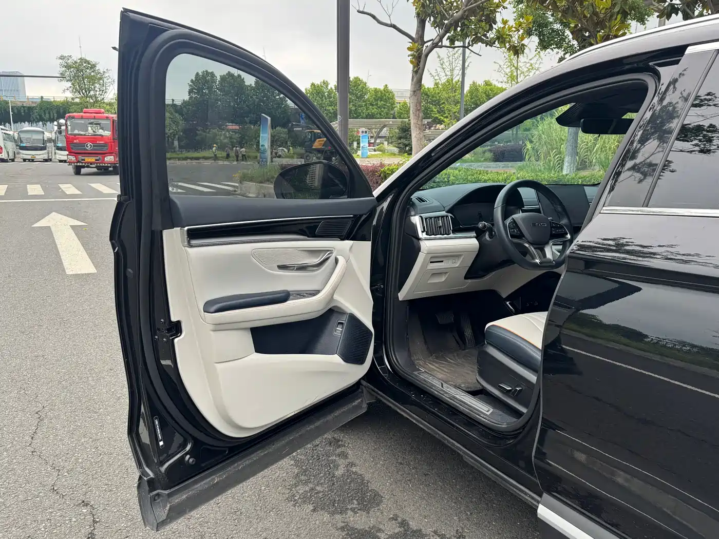 BYD Song PLUS PHEV 2024 Glory Edition DM-i 150km Flagship PLUS фото 7