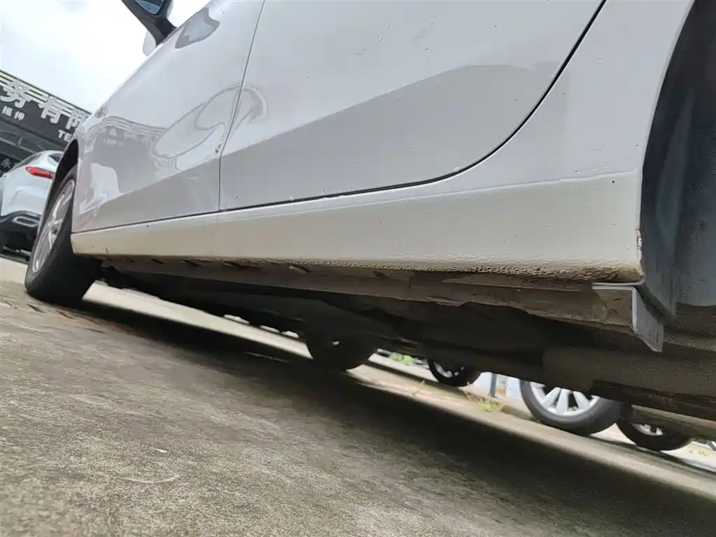 Chevrolet Sail 2015 Sail 3 1.5L Manual Ideal Sunroof Edition фото 22