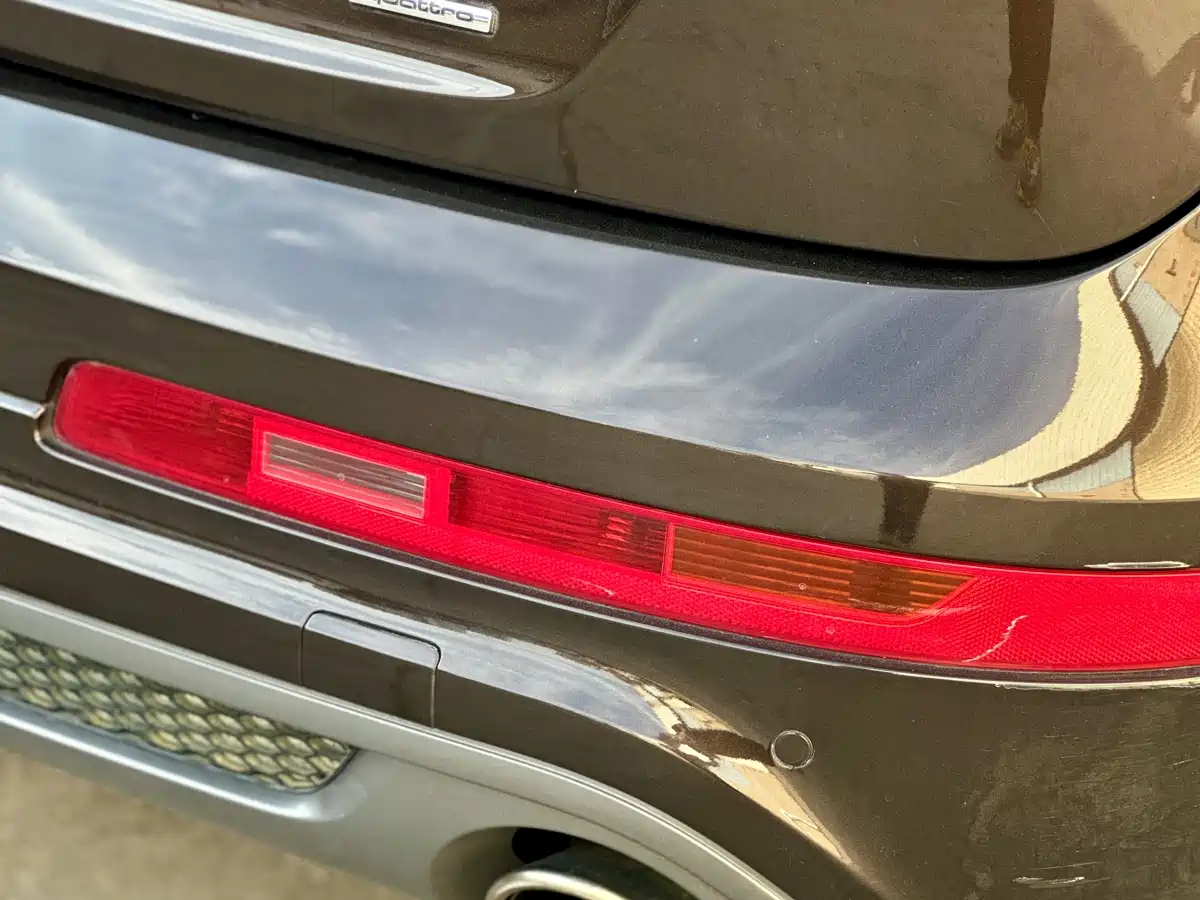 Audi Q7 2011 3.0 TFSI Exclusive (200kW) фото 42