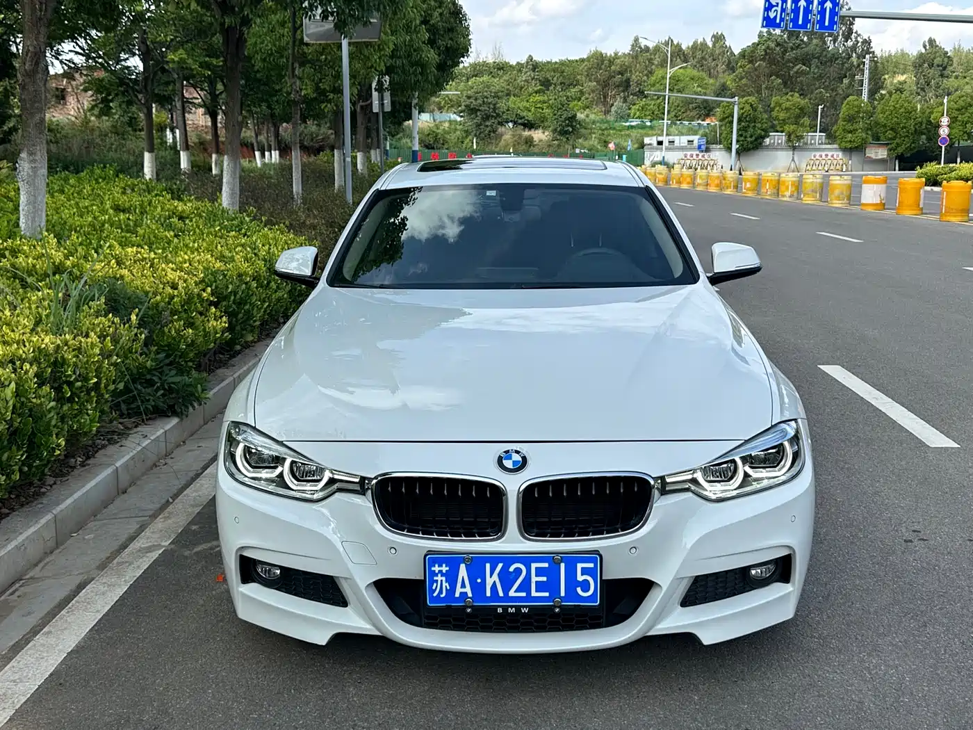 BMW 3 Series 2018 320Li Leading M Sport Package фото 2