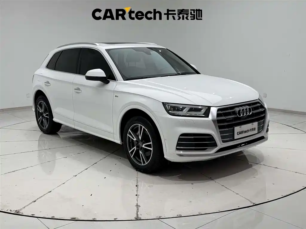 Audi Q5L 2020 45 TFSI Exclusive Fashion фото 4
